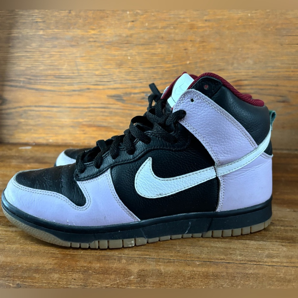 Nike customs for sale, only worn a handful of times - Picture 5 of 5